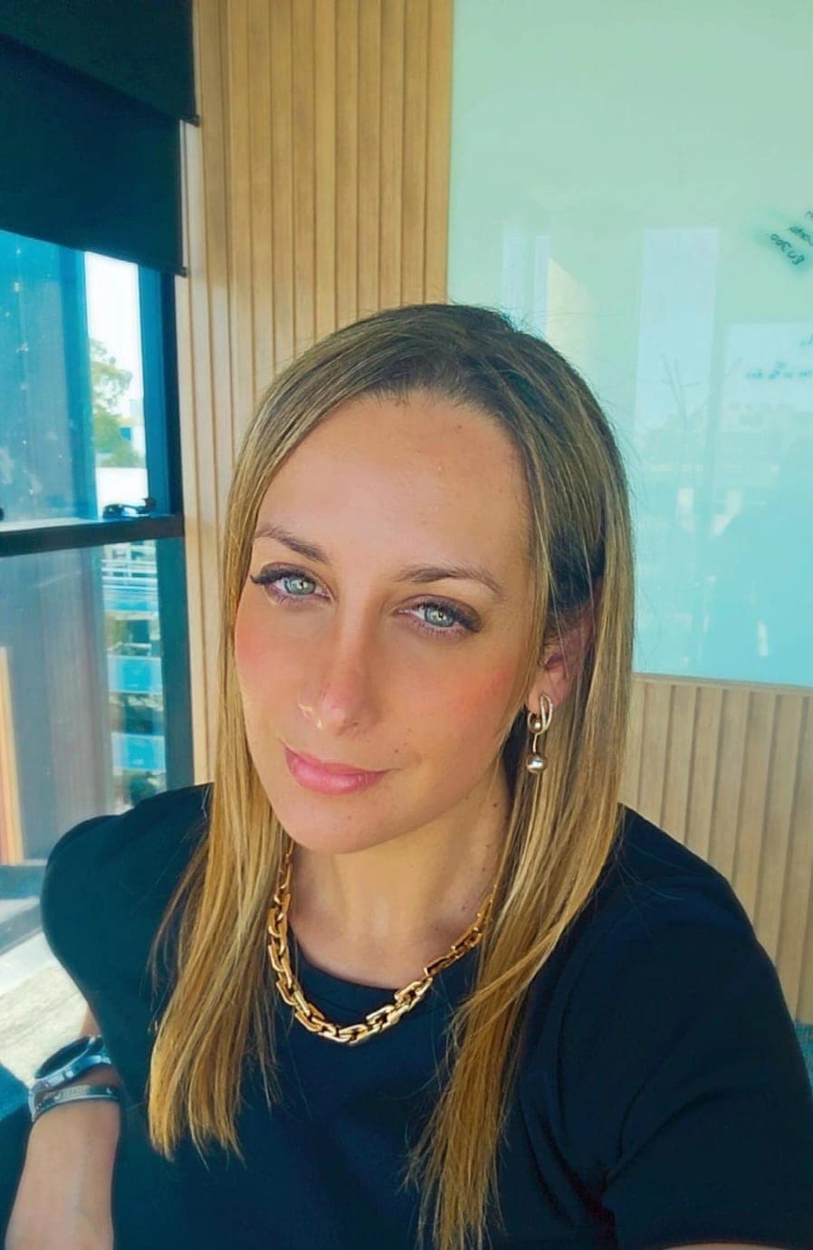 Madurez Organizacional: El Verdadero Cuello de Botella Tecnológico cover image